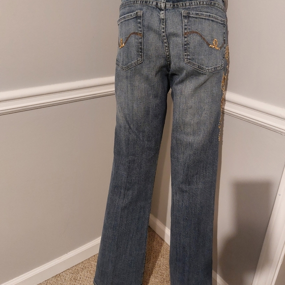 Embroidered Sequins Jeans - Picture 4 of 8